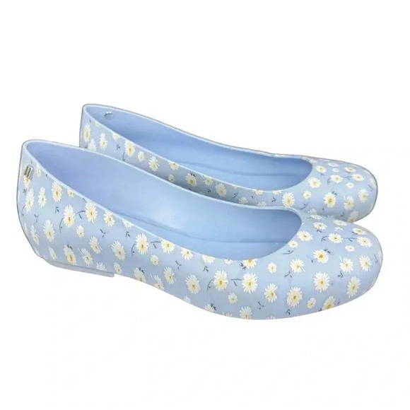 Melissa Floral Ballet Flats Sandals Shoes Size 6 Blue Daisies Pull On Round Toe - Picture 1 of 8
